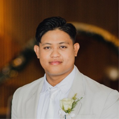 Mark Klent Bayucot